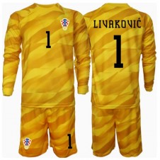 Kroatien Dominik Livakovic #1 Målvakt Hemmaställ Barn EM 2024 Långa ärmar (+ Korta byxor)